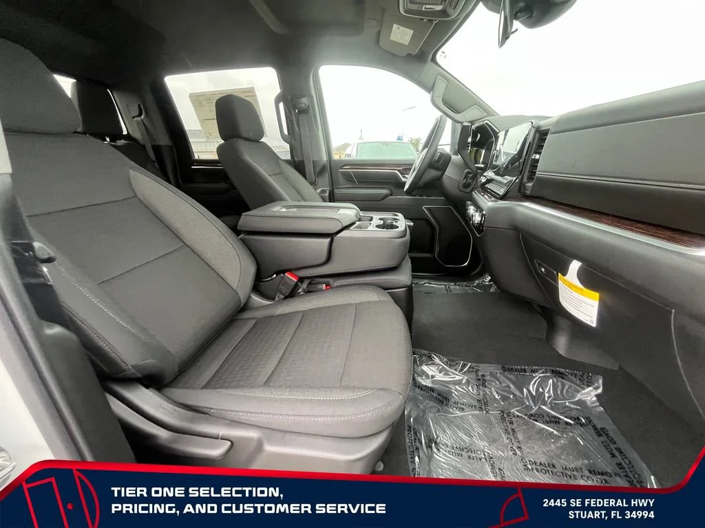 New 2026 Summit White GMC SLE image 19