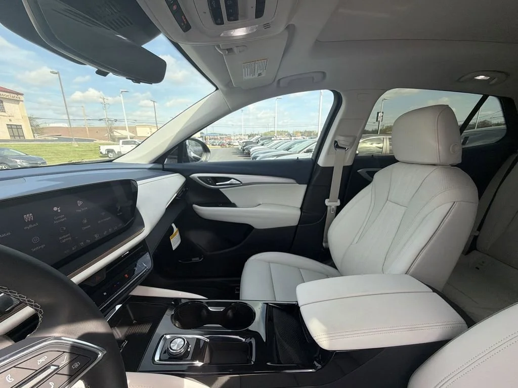 New 2026 Ebony Twilight Metallic Buick Avenir image 15