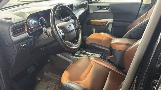 Used 2022 Black Ford Lariat image 24