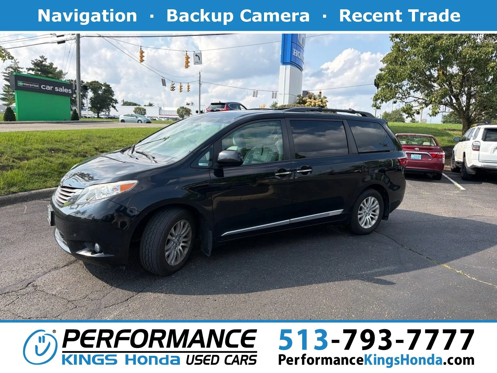 Used 2017 Midnight Black Metallic Toyota XLE Premium image 1