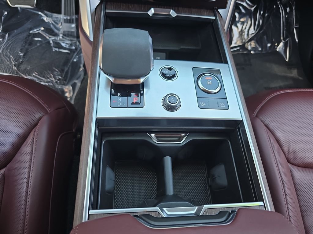 Certified Used 2023 Portofino Blue Metallic Land Rover Autobiography image 26