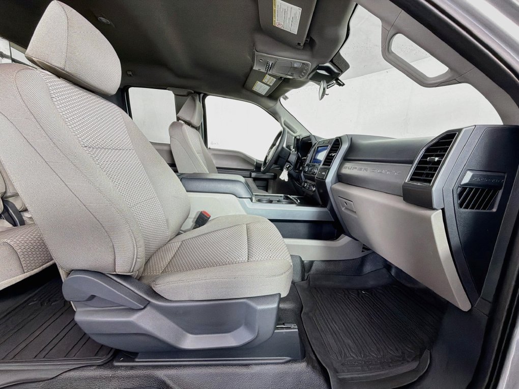 Used 2022 Silver Ford XLT image 28