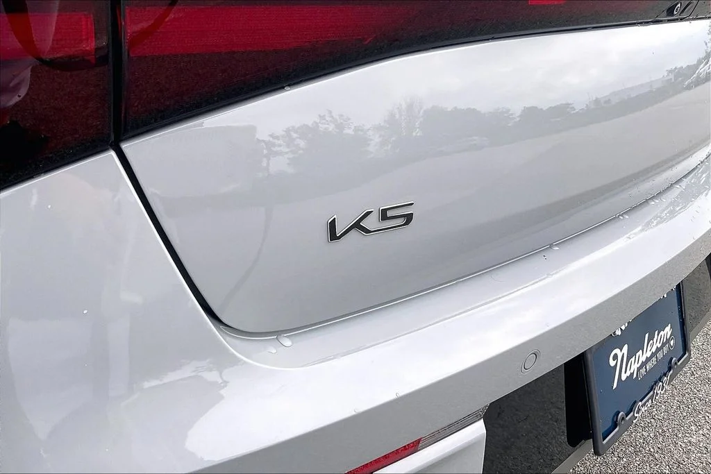 Used 2025 Gray Kia GT-Line image 31