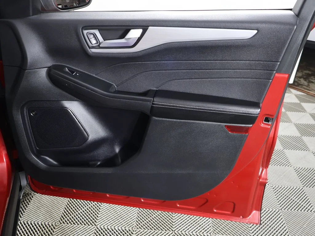 Used 2025 Red Metallic Ford Base image 24