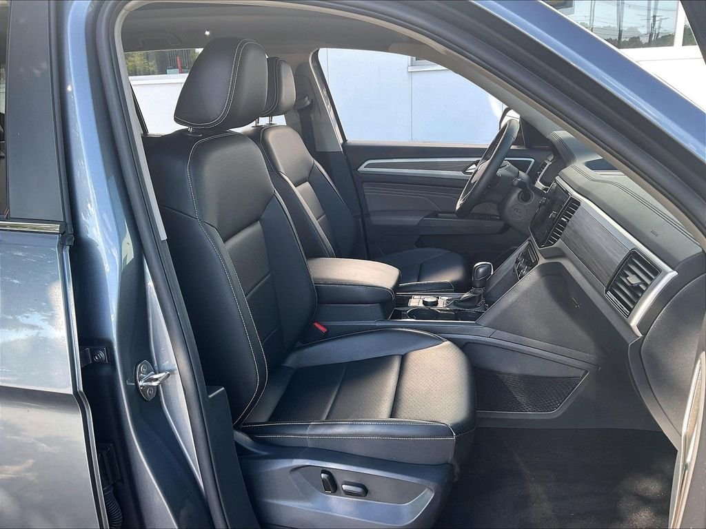 Certified Used 2023 Gray Volkswagen SEL image 10