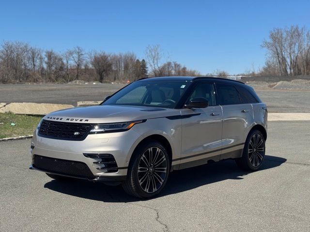 2026 Land Rover Range Rover Velar P250 Dynamic SE's photo