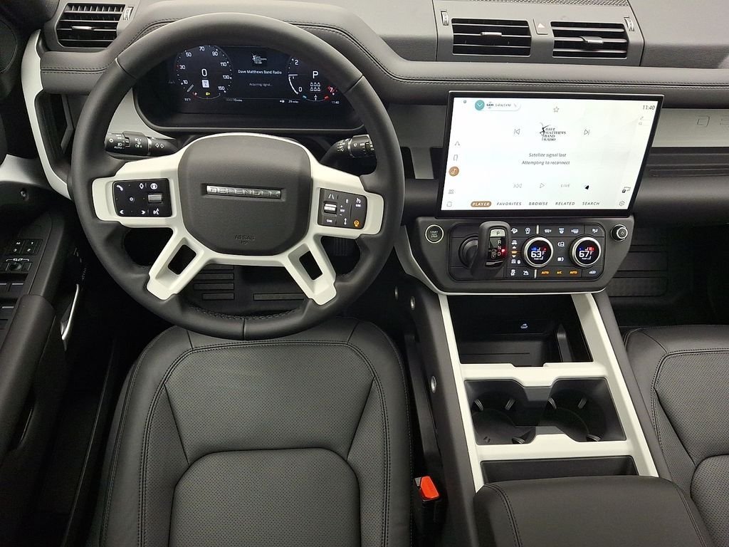 New 2026 Fuji White LAND ROVER X-Dynamic SE image 8