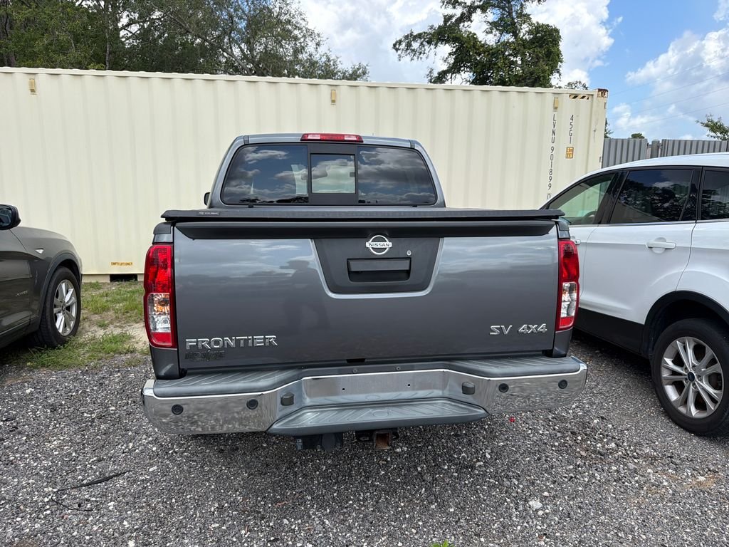 Used 2021 Gray Nissan SV image 6