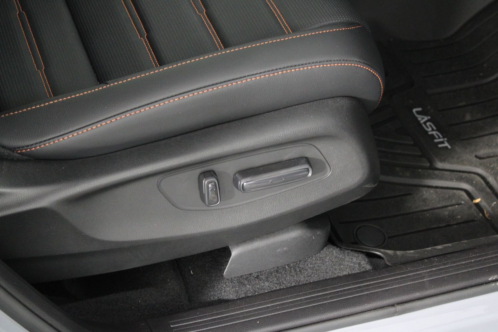 Used 2026 Gray Honda Sport-L image 15