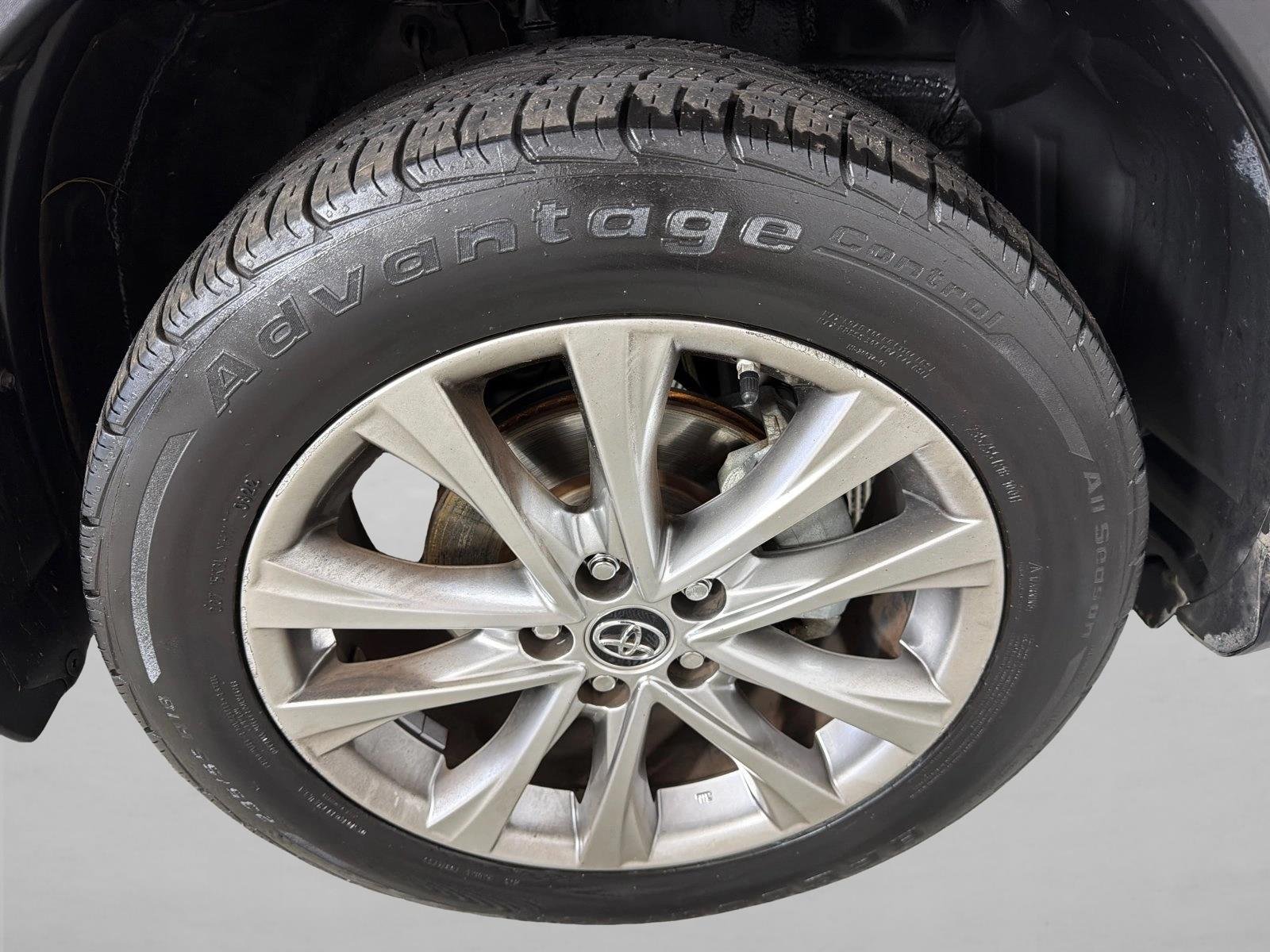 Used 2018 Ruby Flare Pearl Toyota Limited image 13