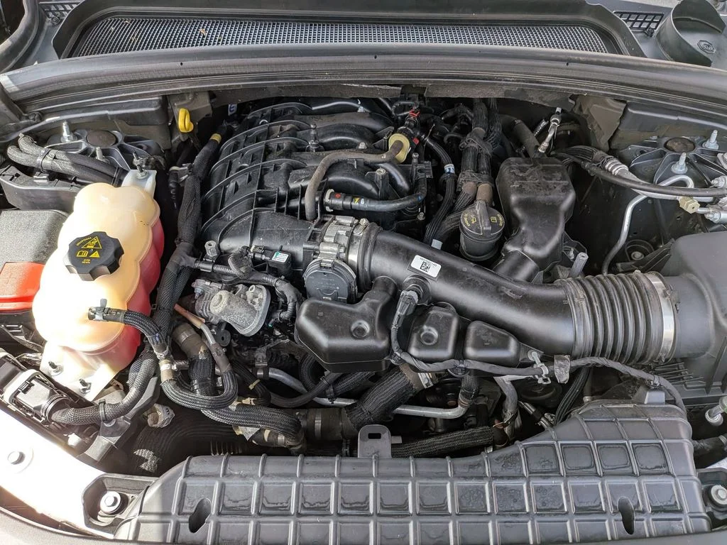 Used 2023 Black Jeep Altitude X image 28