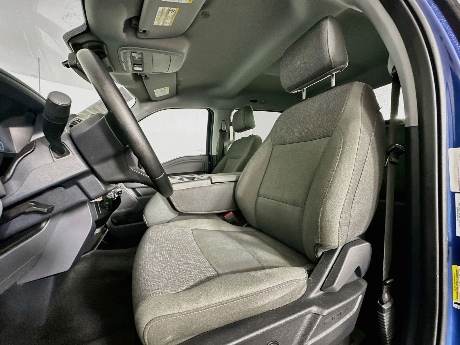 Used 2024 Atlas Blue Metallic Ford XLT image 21