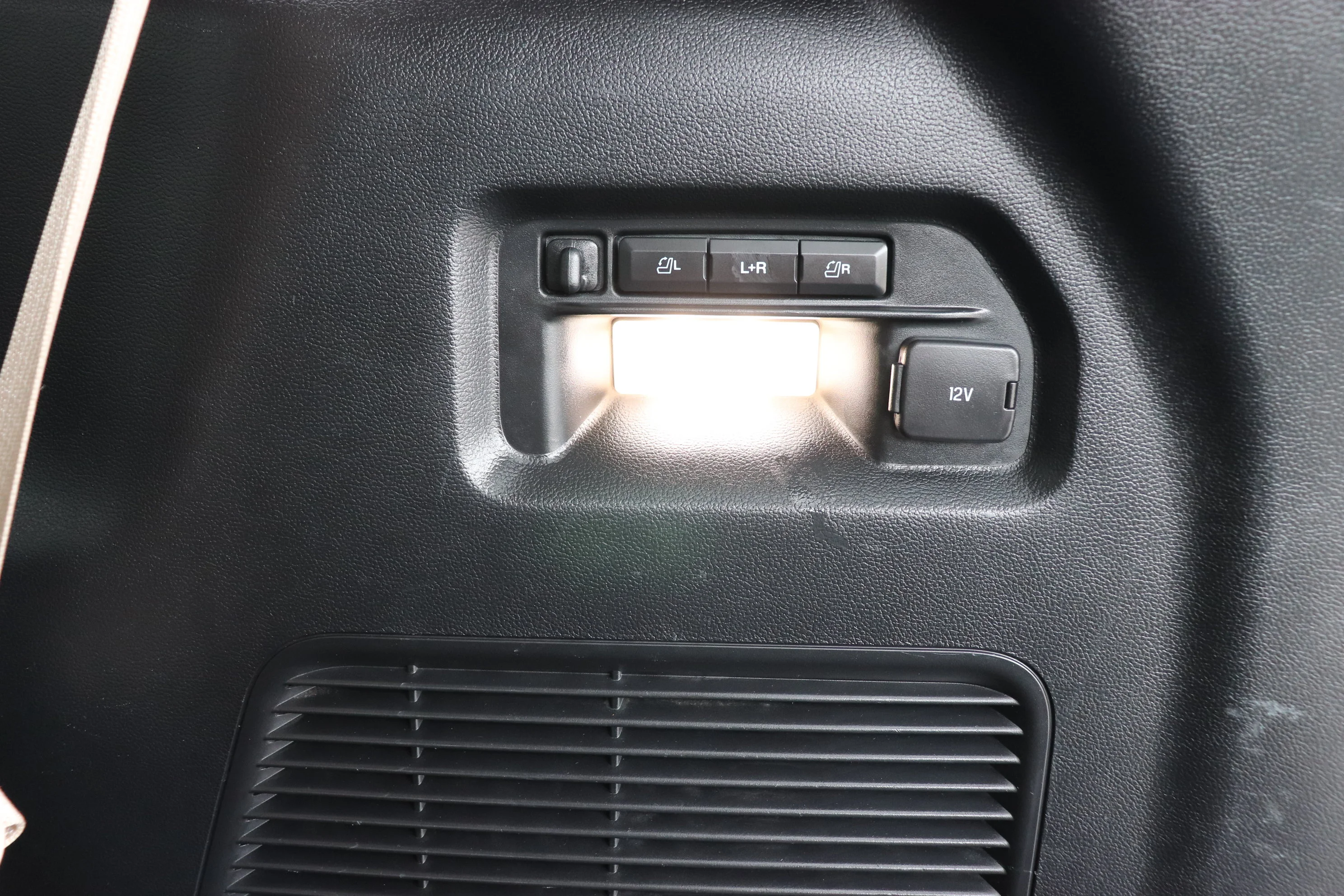 Used 2020 White Ford Limited 4WD image 7