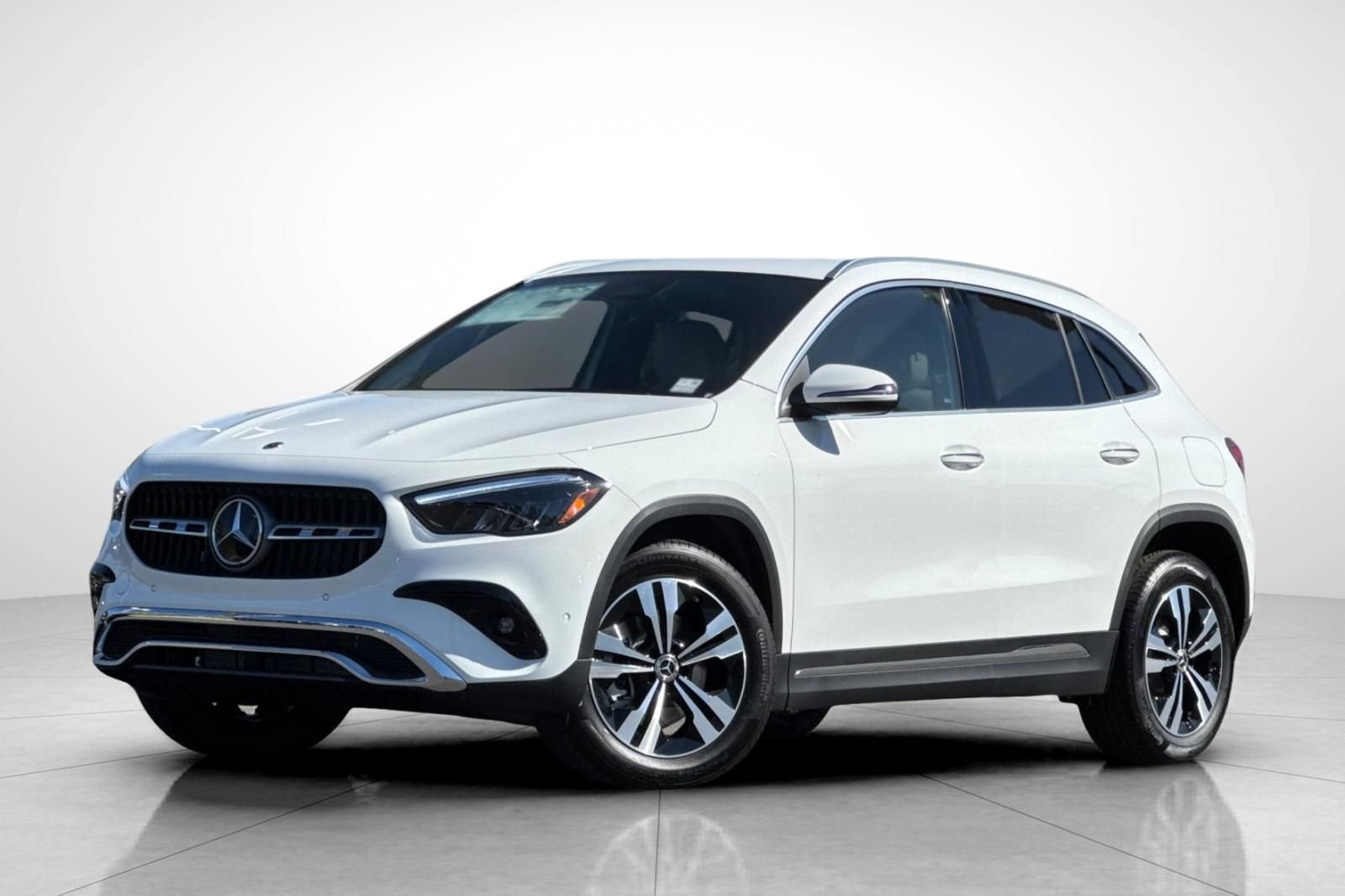New 2026 Polar White Mercedes-Benz GLA 250 image 1
