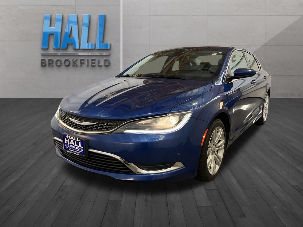 2015 Chrysler 200 Limited's photo