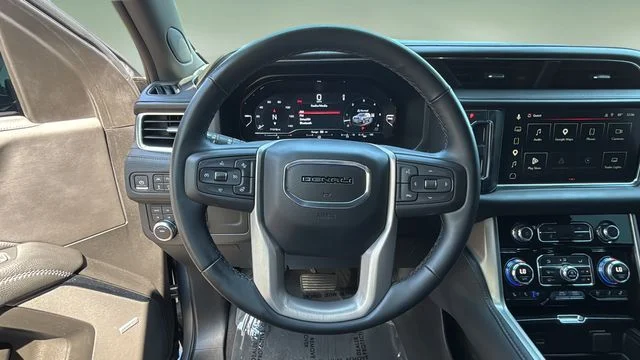 Used 2023 Silver GMC Denali image 12