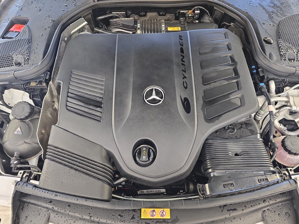 Certified Used 2022 White Mercedes-Benz E 450 image 33