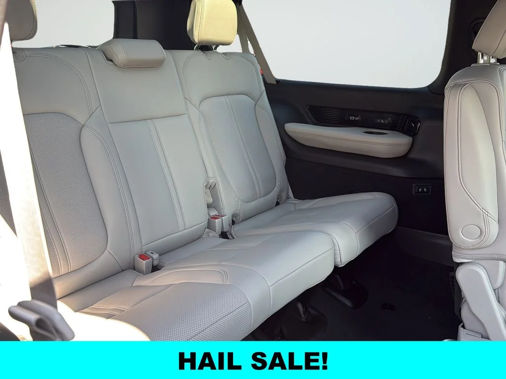 New 2026 Steel Blue Exterior Paint Jeep Summit Obsidian image 32