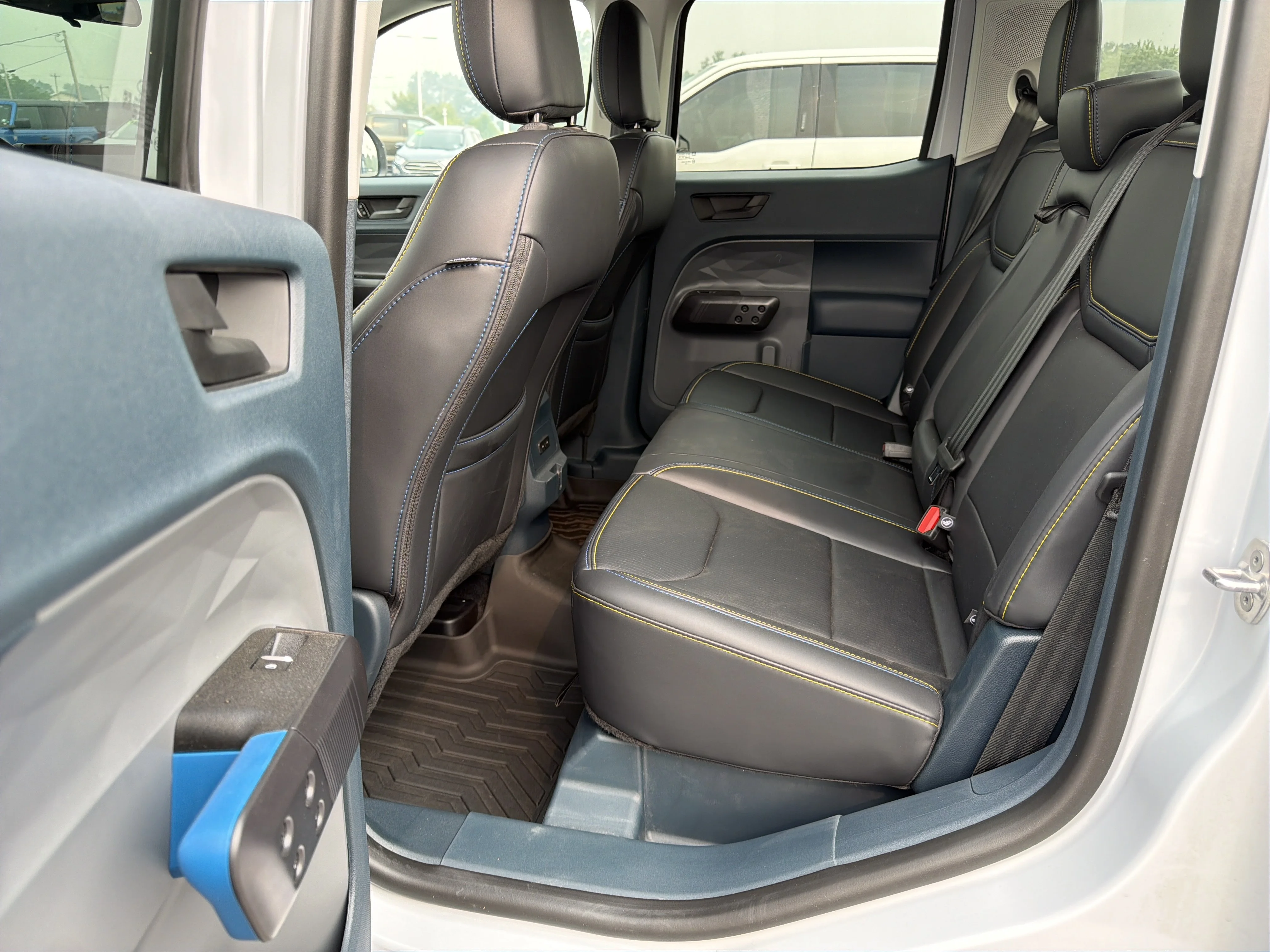 Used 2026 White Metallic Ford Lobo Standard image 13