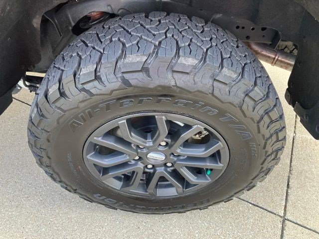 Certified Used 2025 Green Metallic Ford Raptor image 30