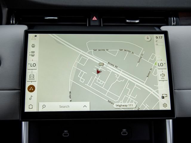 Used 2024 Ostuni Pearl White Land Rover S image 18