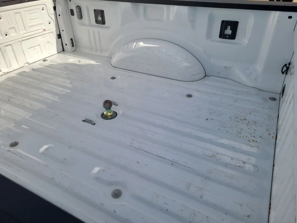 Used 2023 White Ford Lariat image 8