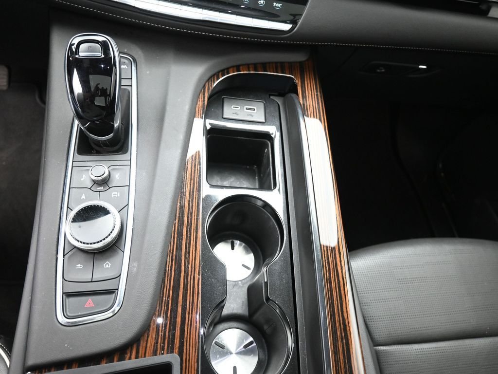2024 Cadillac Escalade ESV Premium Luxury - Photo 19