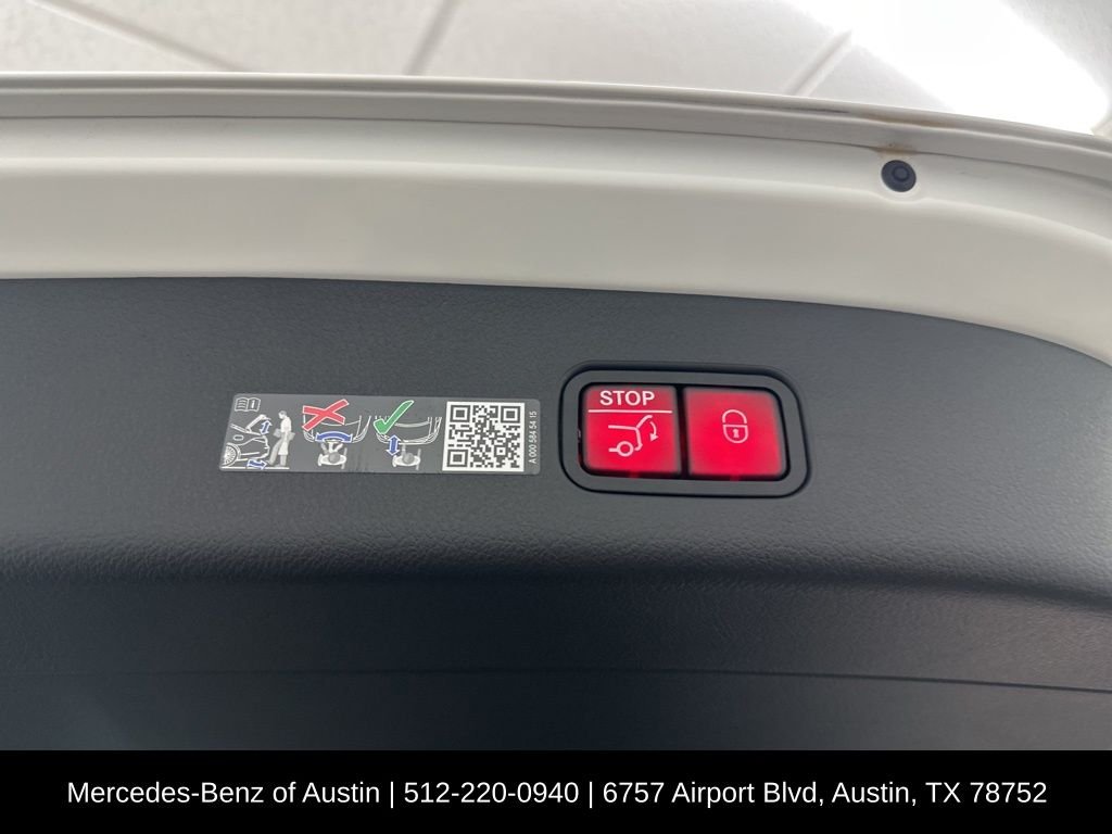 Certified Used 2026 White Mercedes-Benz GLC 300 image 28