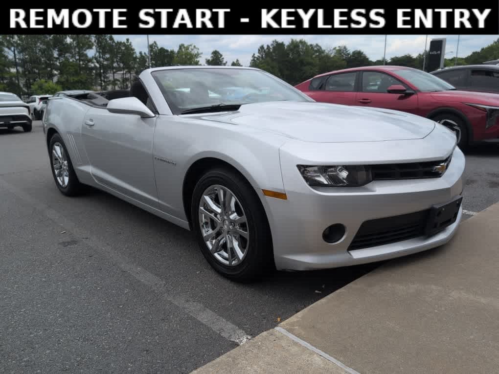 Used 2015 Silver Ice Metallic Chevrolet LT image 3