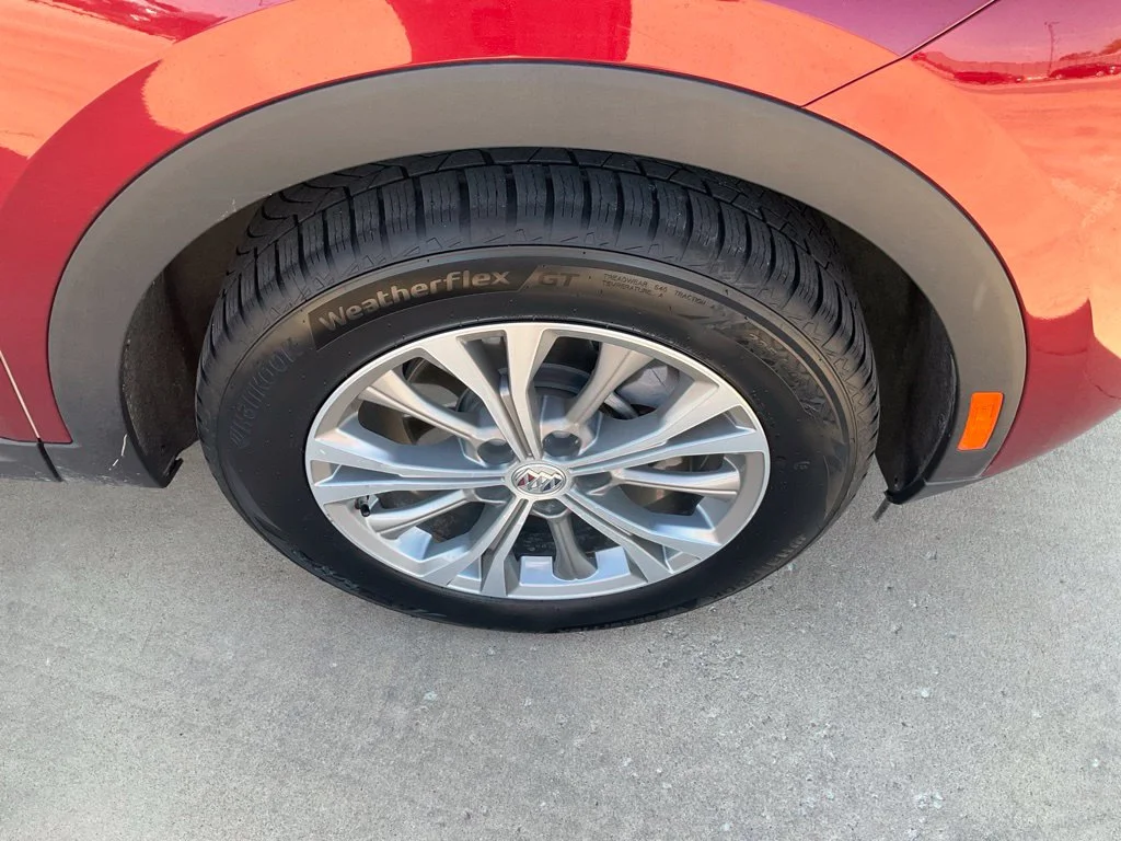Used 2022 Red Buick Preferred image 32
