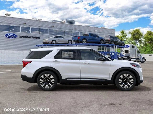 New 2027 Star White Metallic Tri-Coat Ford Platinum™ image 33