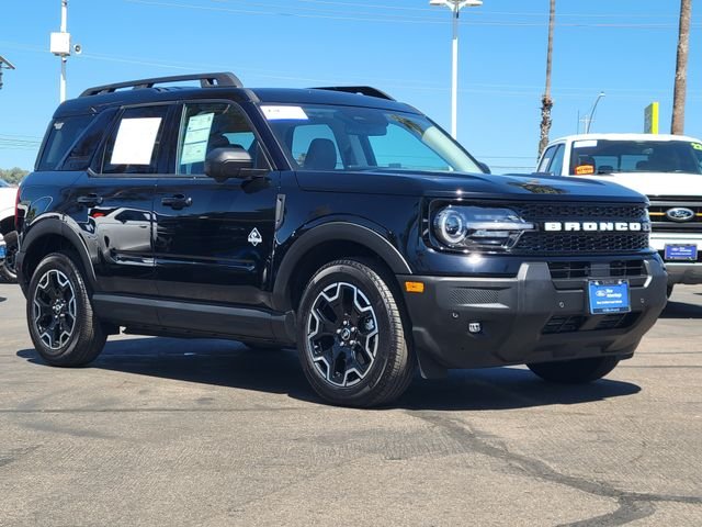 Certified Used 2025 Black Ford Outer Banks image 32