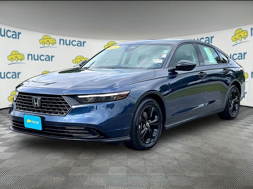 Used 2025 Blue Honda SE image 3