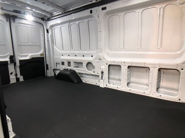 New 2026 Oxford White Ford Cargo Van image 17