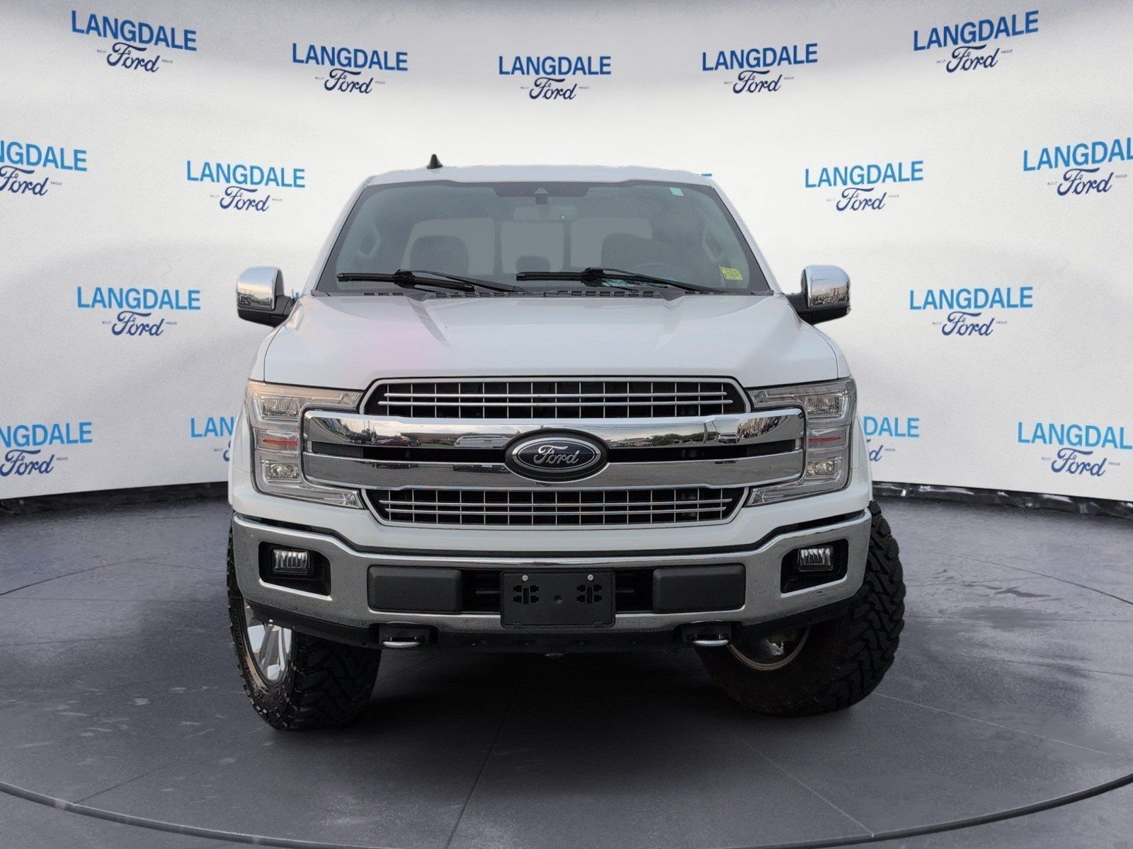 Used 2020 Oxford White Ford Lariat image 12