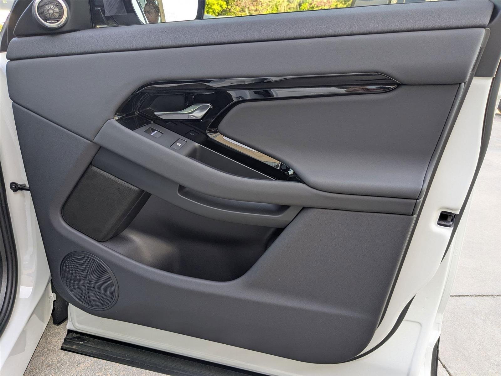 2026 Land Rover Range Rover Evoque S - Photo 29
