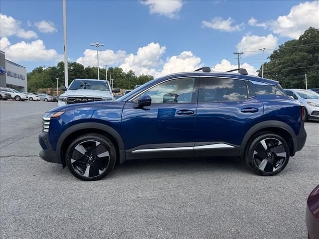 Used 2025 Blue Nissan SR image 4