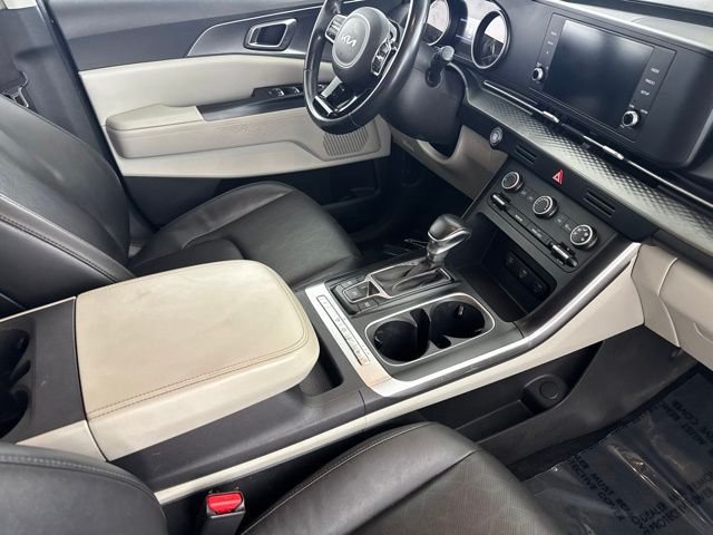 Used 2022 Blue Kia LXS image 23