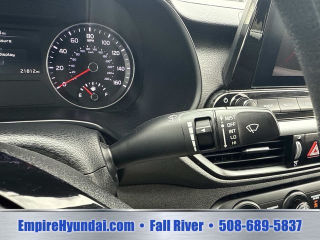 Used 2024 Snow White Pearl Kia LXS image 29