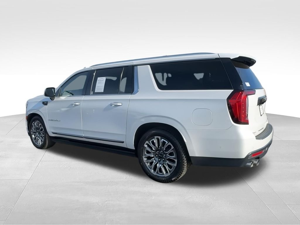 Used 2023 White GMC Denali Ultimate image 6