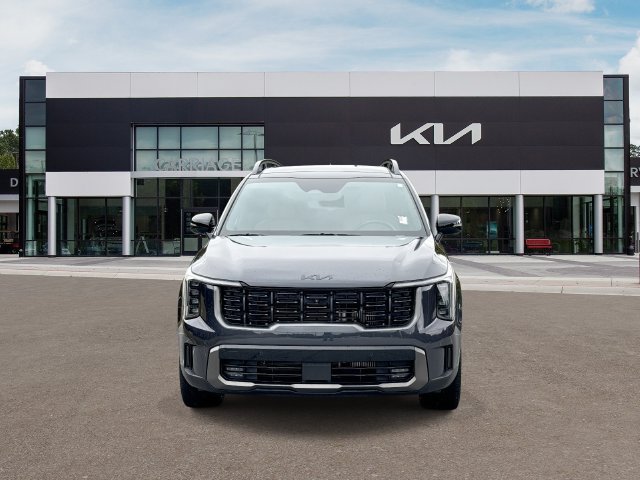 Used 2025 Gray Kia X-Line SX Prestige image 3