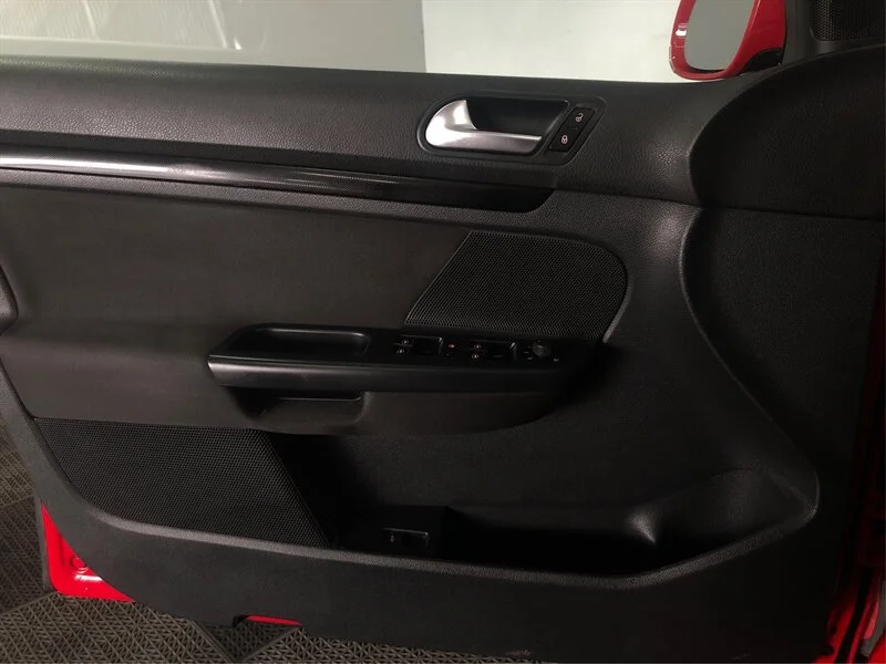 Used 2013 Tornado Red Volkswagen SportWagen SE PZEV image 16
