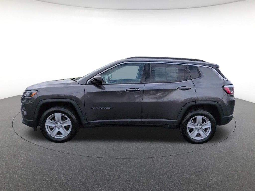 Certified Used 2022 Gray Jeep Latitude image 11
