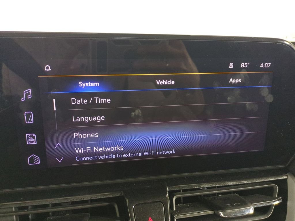 Used 2025 Black Chevrolet LT image 32