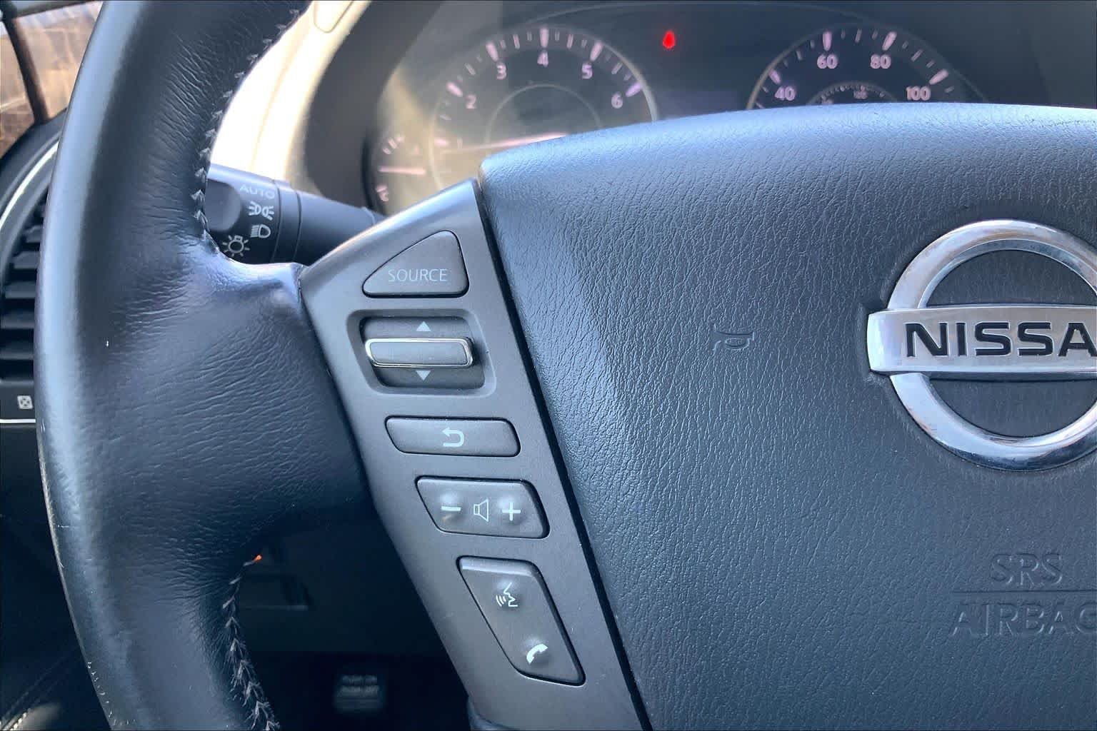 Used 2020 Hermosa Blue Pearl Nissan SL image 24