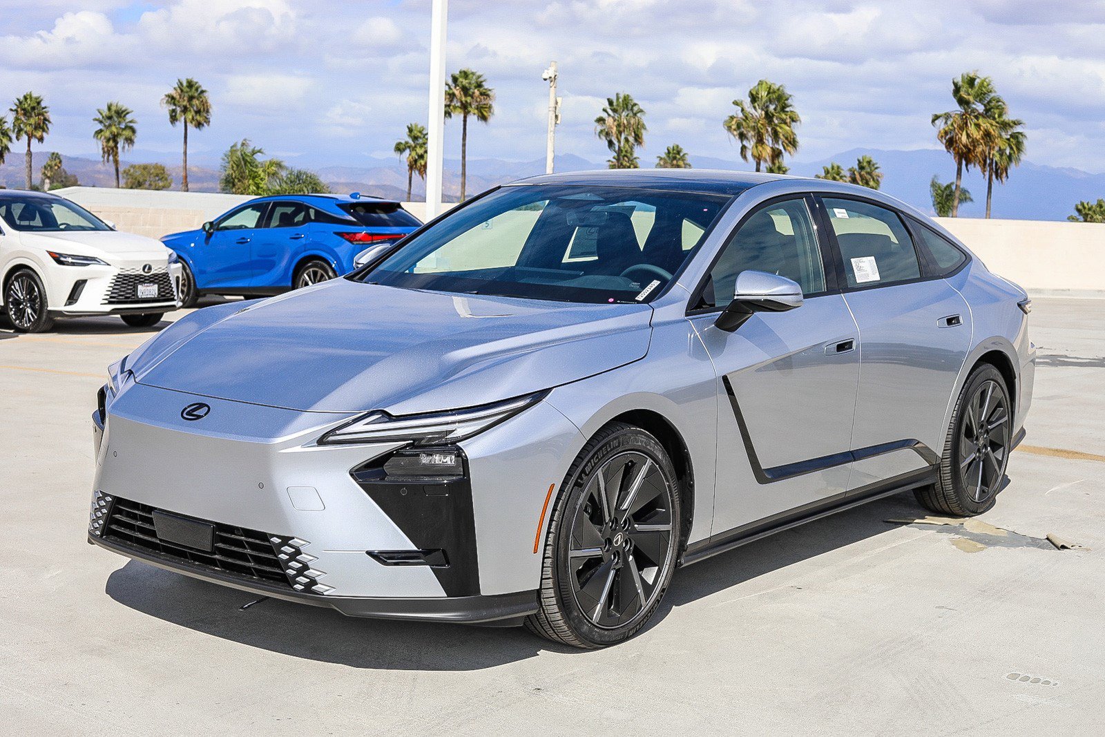 New 2026 Iridium Lexus ES 500e PREMIUM AWD image 12