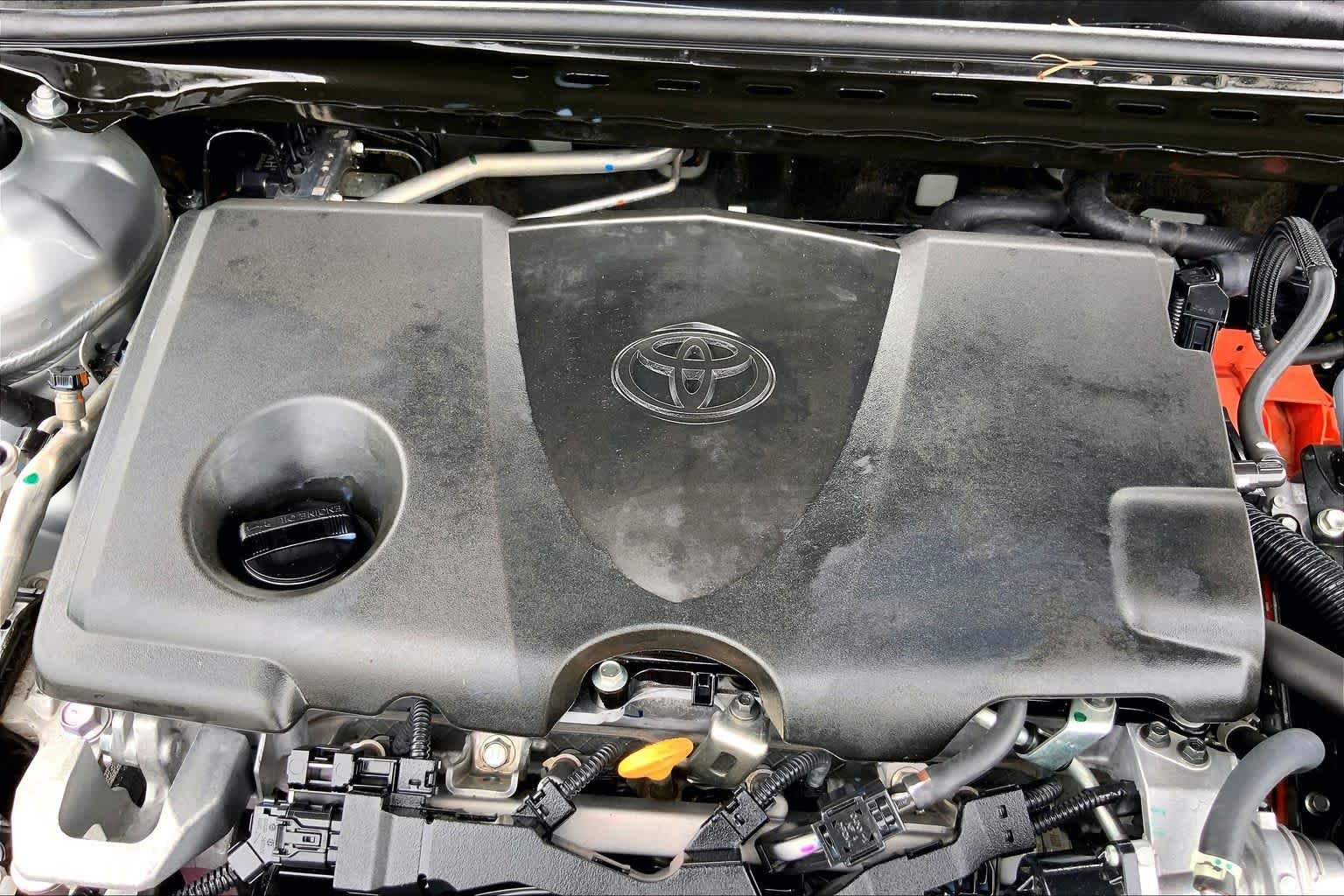 Used 2025 Celestial Silver Metallic Toyota LE image 32