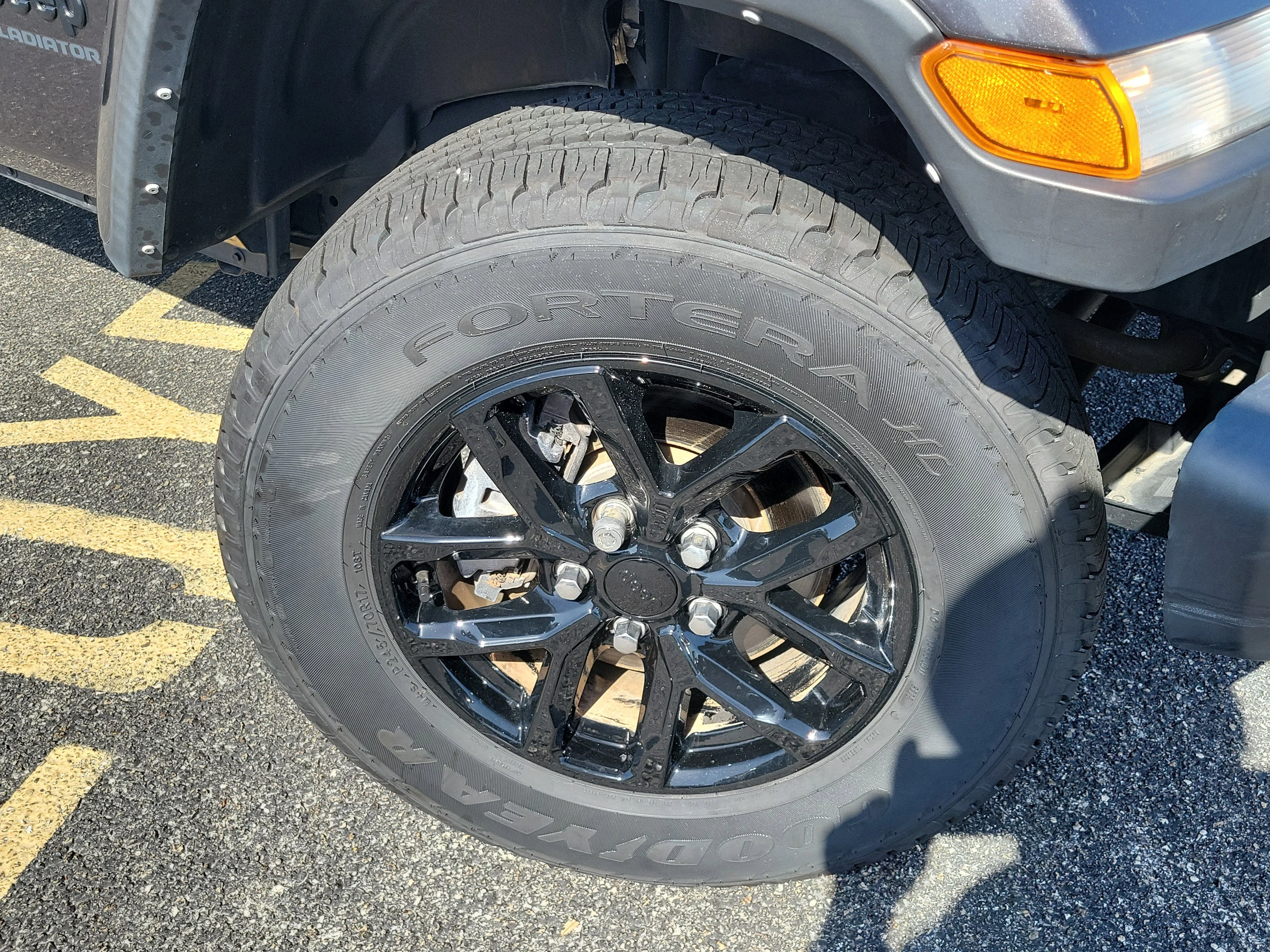 Used 2022 Granite Crystal Metallic Clearcoat Jeep Sport S image 8