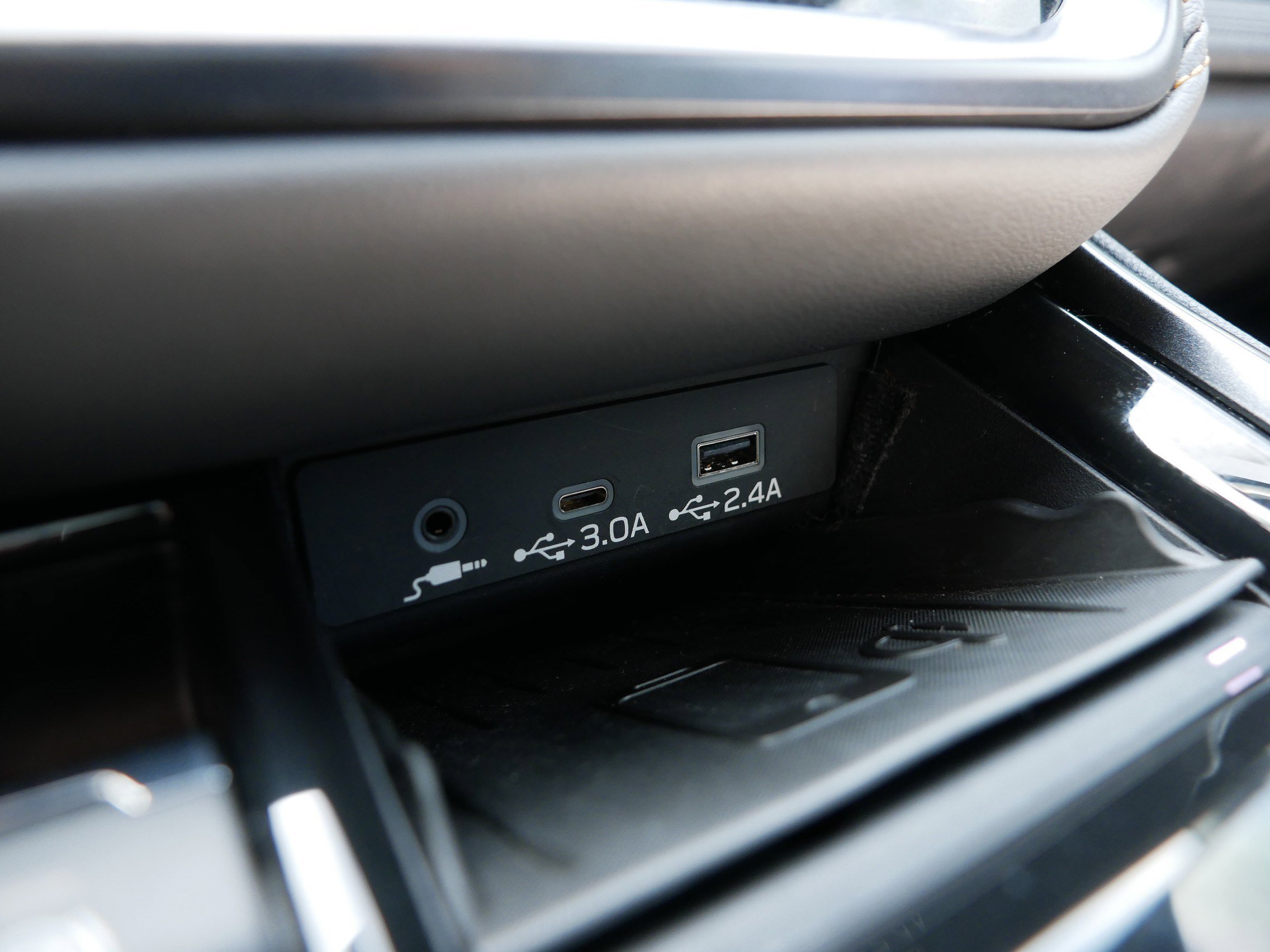 Used 2023 Ice Silver Metallic Subaru Wilderness image 33