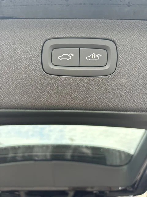 2026 Volvo XC90 Ultra - Photo 27